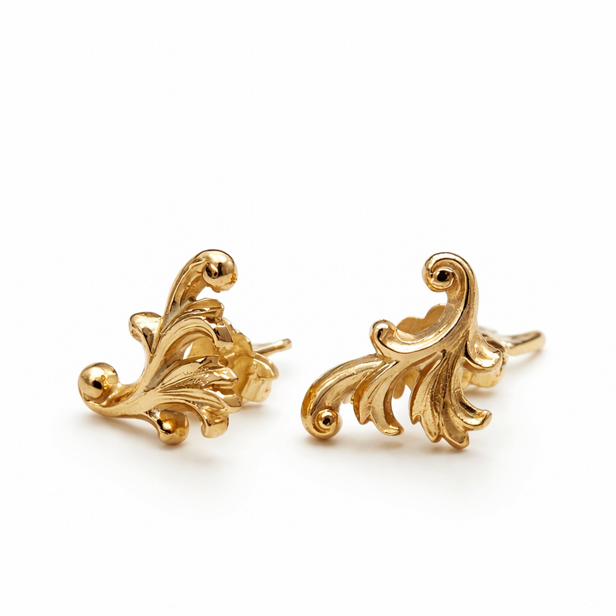 Acanthus Leaf Studs