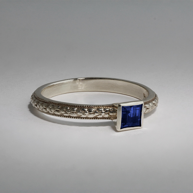 14k-white-gold-blue-sapphire